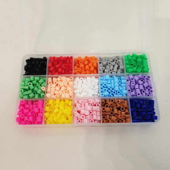 Fuse Beads - Perler Beads - set 15 colores 3 tableros y acce