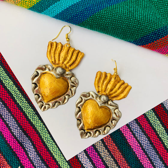 Aretes dorados